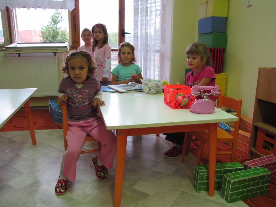 Fotogaléria M ivot v materskej kôlke jeseň 2009 (15) M ivot v materskej kôlke jeseň 2009