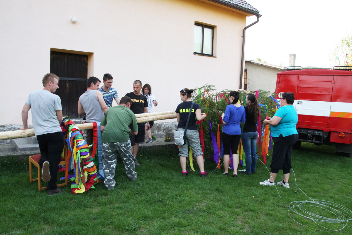 Fotogaléria Stavanie mája 2013 (19) Stavanie mája 2013