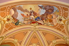 Obnova Kostola sv. Jána Nepomuckého pokračuje reštaurovaním nástenných malieb