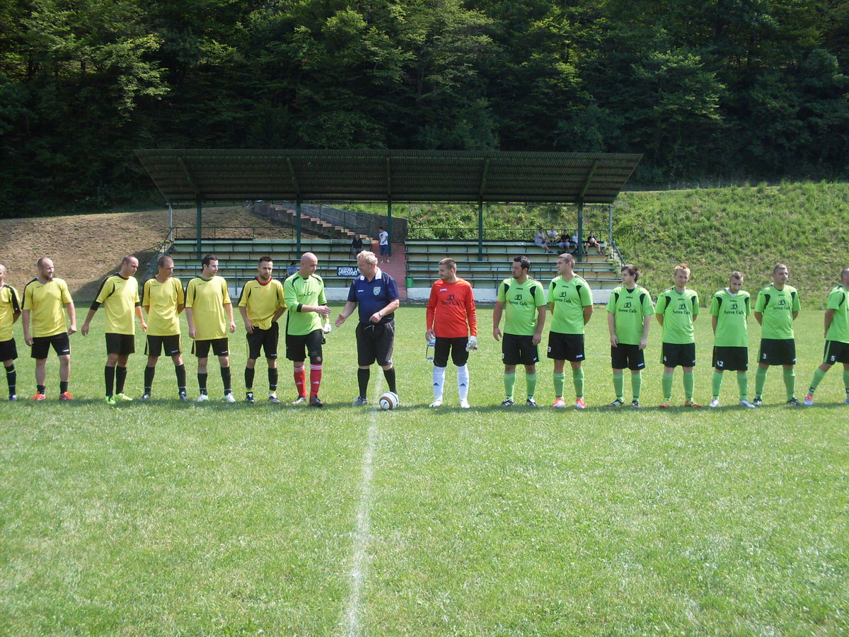 Fotogaléria Futbalový turnaj o Pohár starostu obce Trnavá Hora 2014 (6) Futbalový turnaj o Pohár starostu obce Trnavá Hora 2014