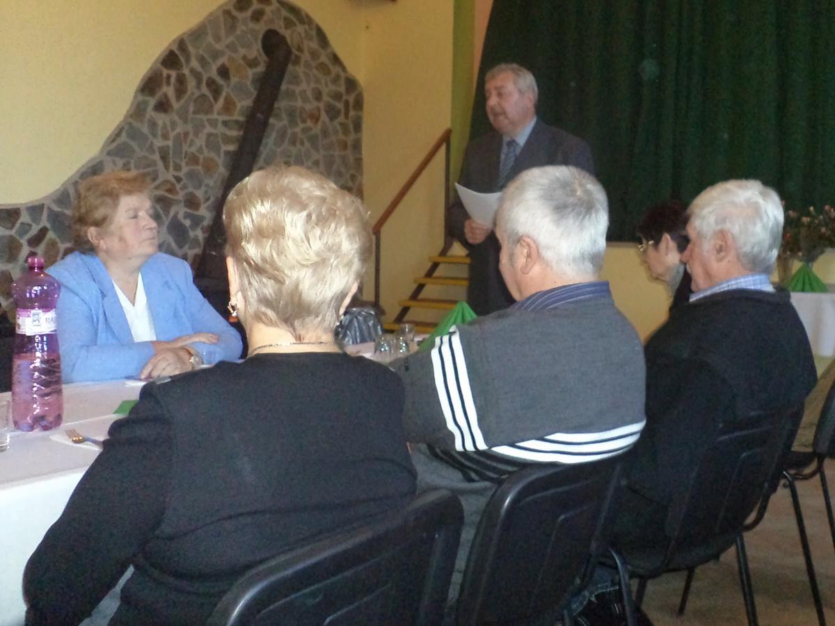Fotogaléria Koncoročné posedenie členov klubu dôchodcov 2015 (27) Koncoročné posedenie členov klubu dôchodcov 2015